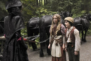 Illustration for article titled Once Upon a Time 1x08, "True North" Pictures